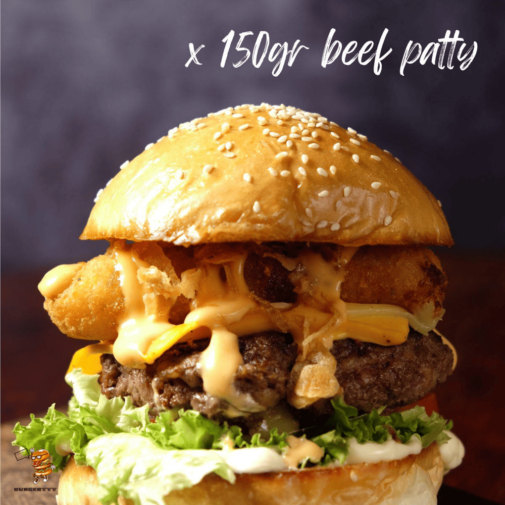 Burgers at Burgeryyy Downtown have rich flavors, delicious beef, fragrant truffles, and very special creamy cheese (Source: Burgeryyy - Burgers, hot dogs and fries house)